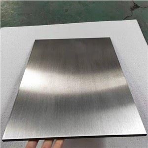 Tấm titan lớp 12
